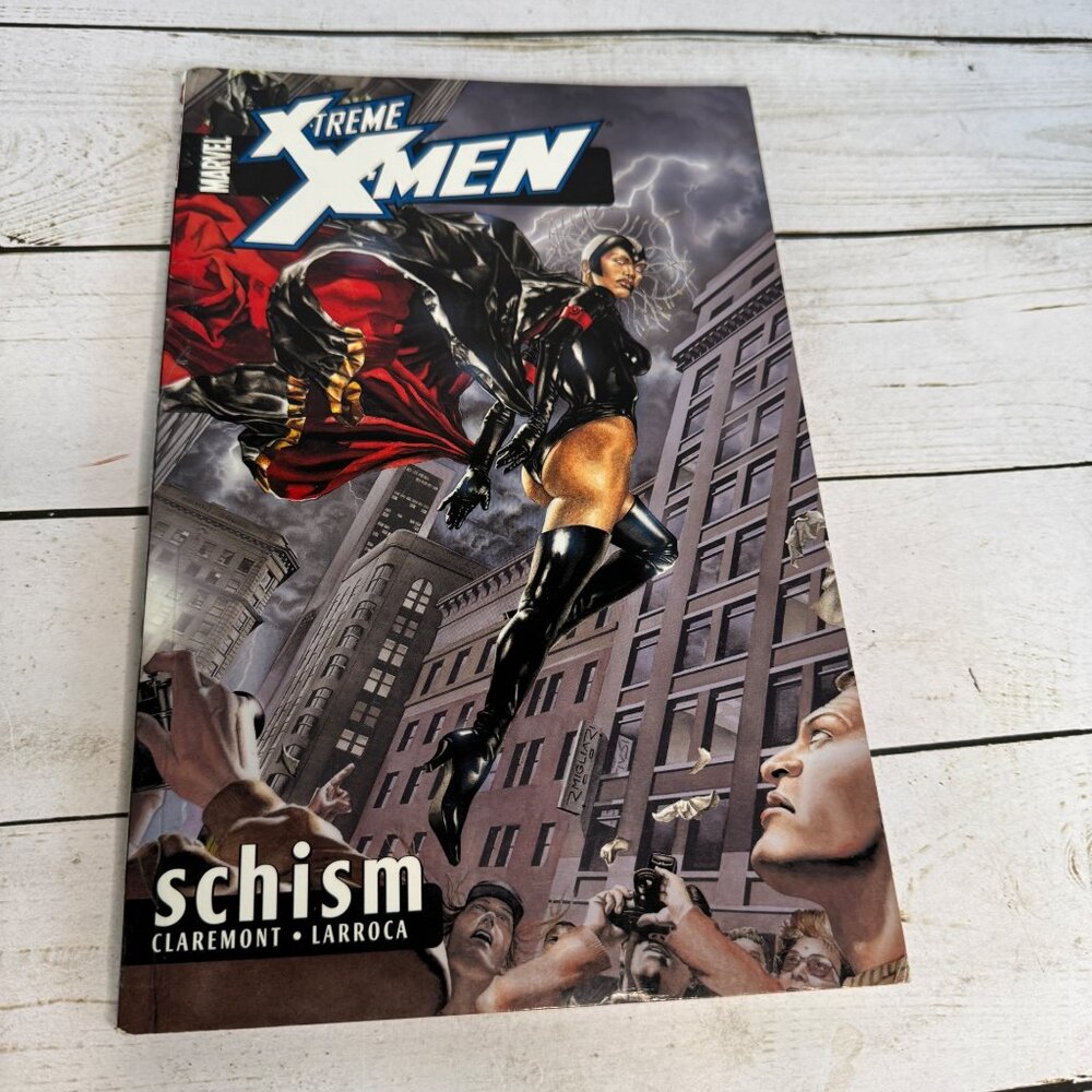 X-Treme X-Men Vol. 3 Schism Marvel Graphic Novel TPB 2003 Claremont Larroca‎